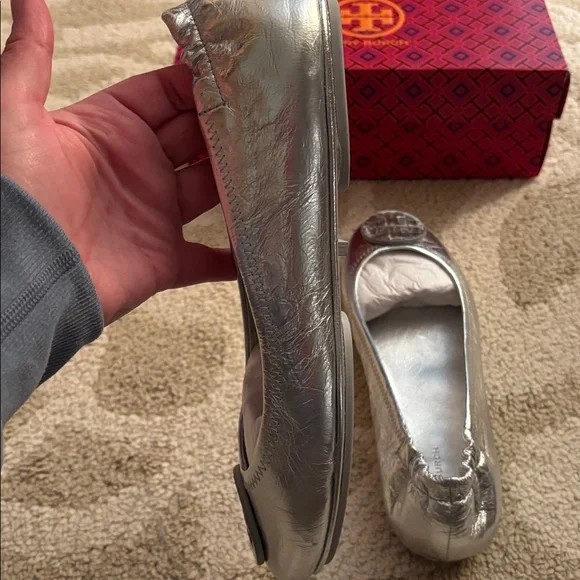 Tory Burch Minnie - Picture 10 of 12